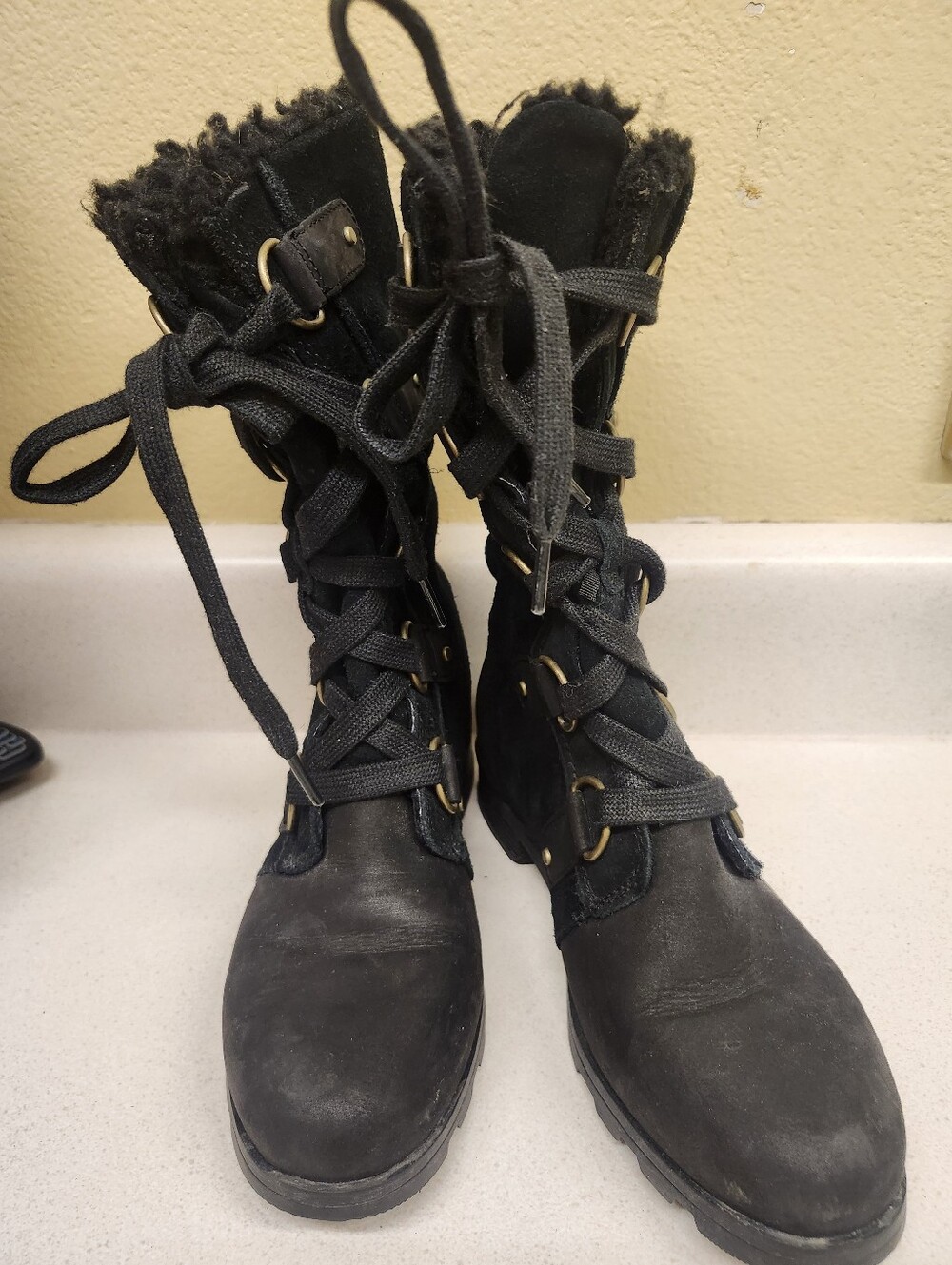 Sorel Women's Waterproof Black Lace-Up Faux Fur Winter Boots